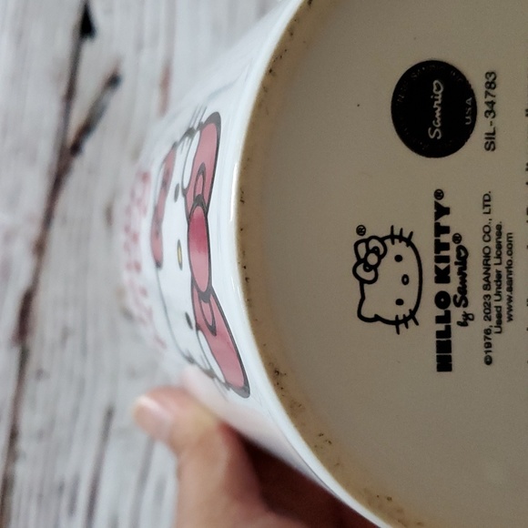 🆕️ SANRIO HELLO KITTY PINK BOW MUG 💕 - Picture 5 of 5